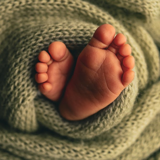 Pregnancy Photographer in Perth